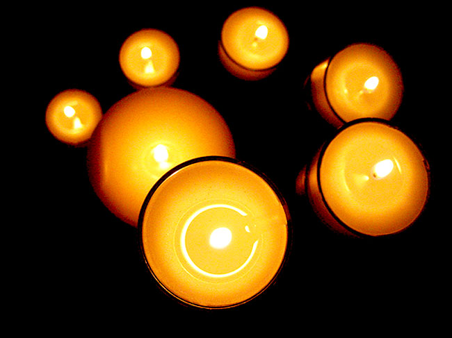 شمع های زیبا و روشن