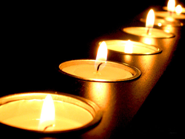 شمع های زیبا و روشن
