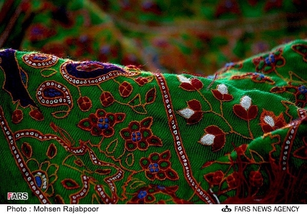 پته کرمان زیباترین و ارزشمندترین سوزن‌دوزی در جهان  