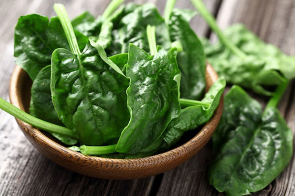 درمان کم خونی شدید با سبزیجات