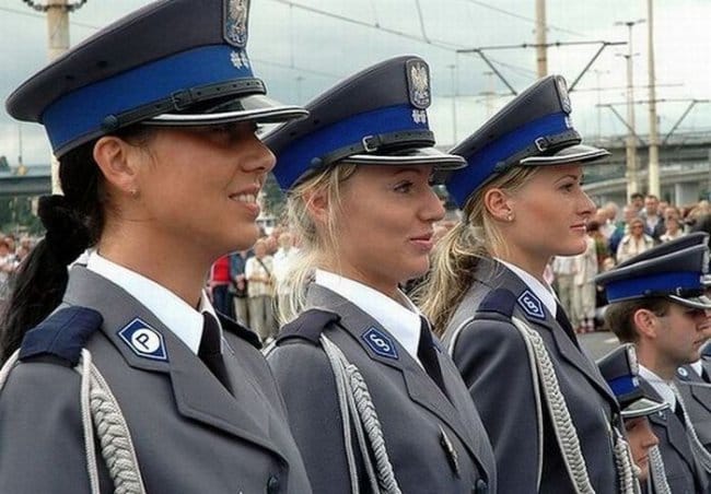 عکس پلیس های خانم