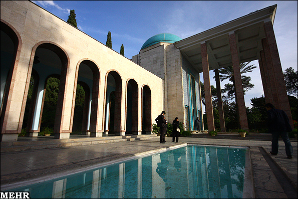 آرامگاه و مقبره سعدی شیرازی