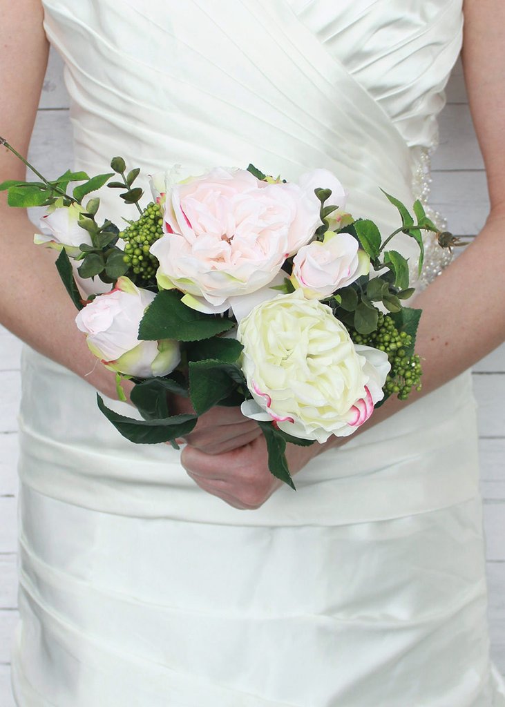 عکس دسته گل عروس رز سفید