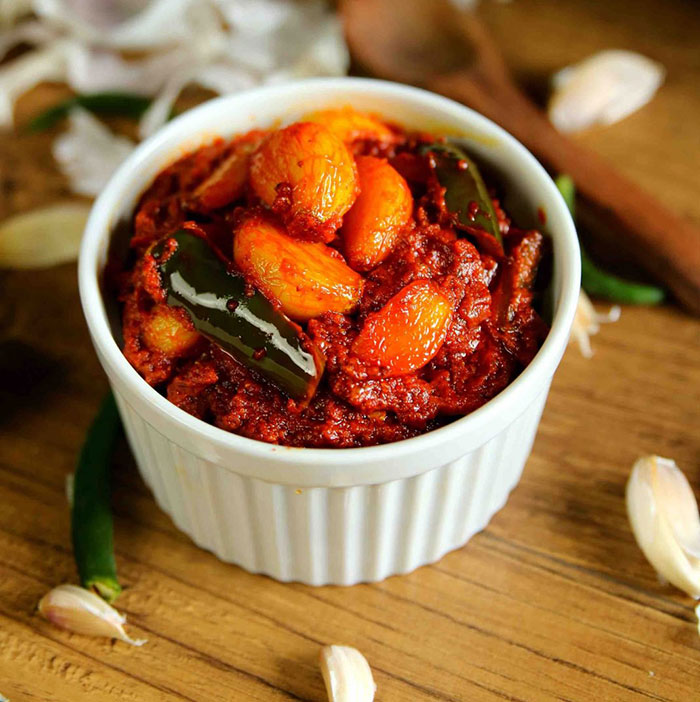 طرز تهیه سیر ترشی ساده و خوشمزه هندی