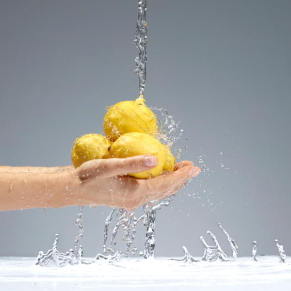لیمو ترش ها را با آب سرد بشویید