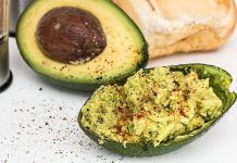 طرز خوردن و نحوه مصرف میوه آووکادو