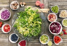 مزایای خوردن سالاد در صبح