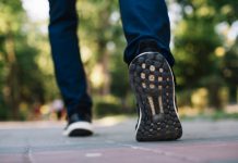 هر ده هزار قدم چند کالری می سوزاند؟
