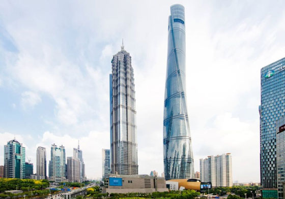 آسانسور گیرلس در برج شانگهای چین