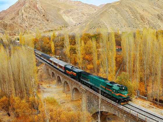 قطارهای فعال در مسیر کرج مشهد