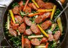 طرز تهیه غذای کم کربوهیدرات با سوسیس و سبزیجات